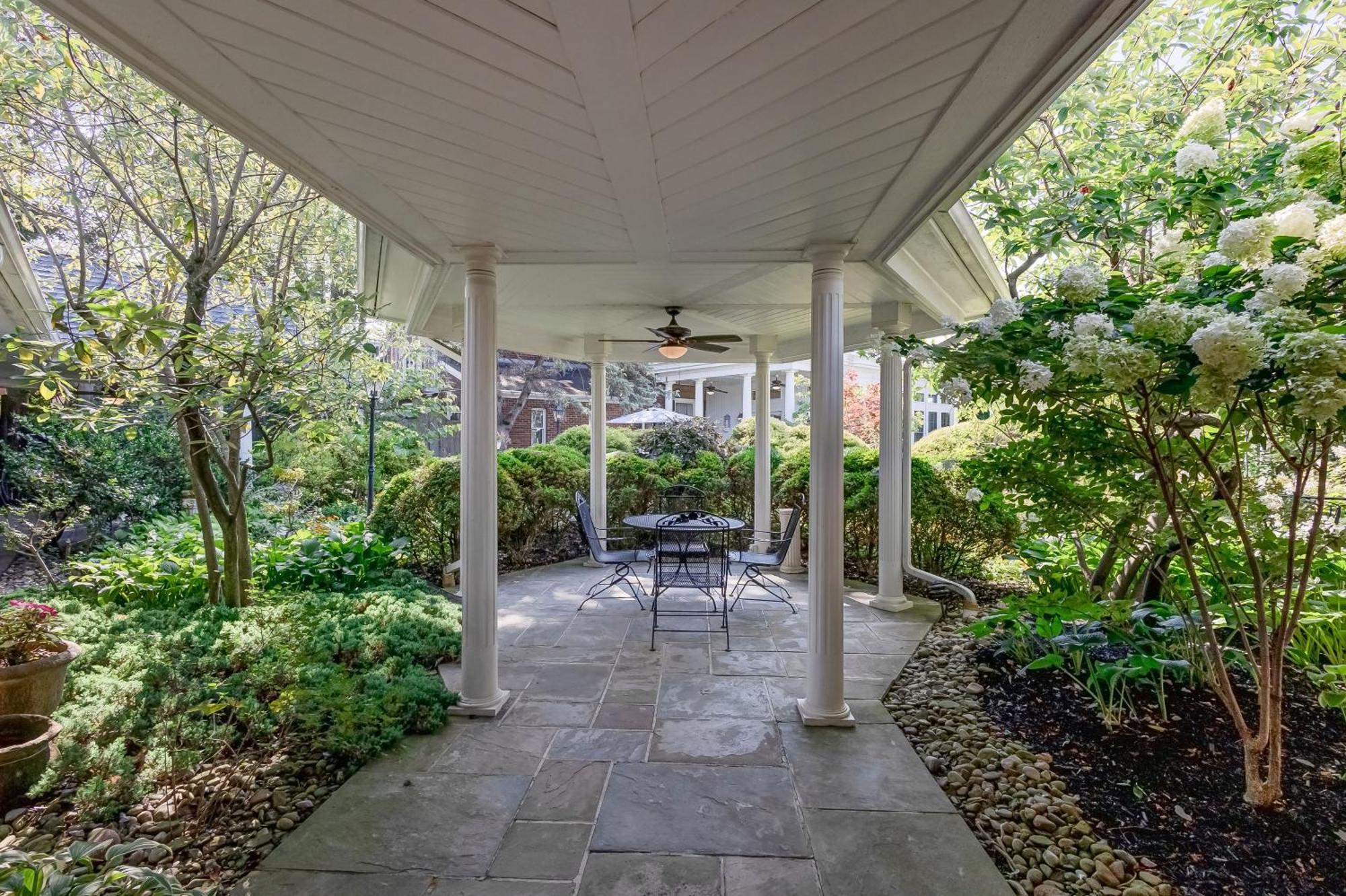 The Mount Vernon Inn Exterior foto